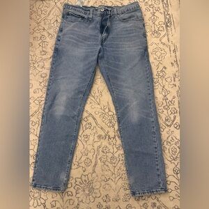Levi Denizen 208 Regular Taper Fit